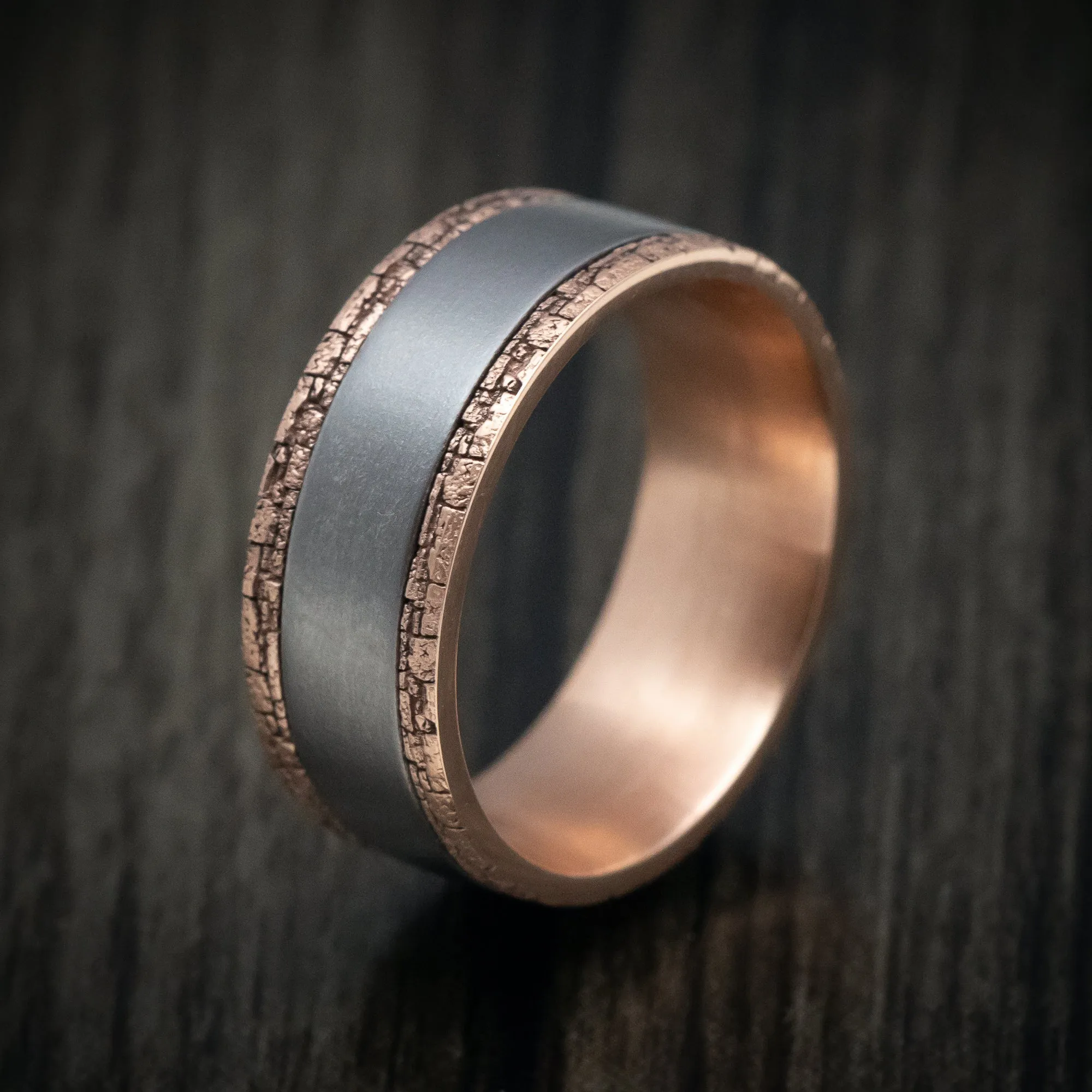 14K Gold Men's Ring with Stone Wall Texture and Tantalum Inlay