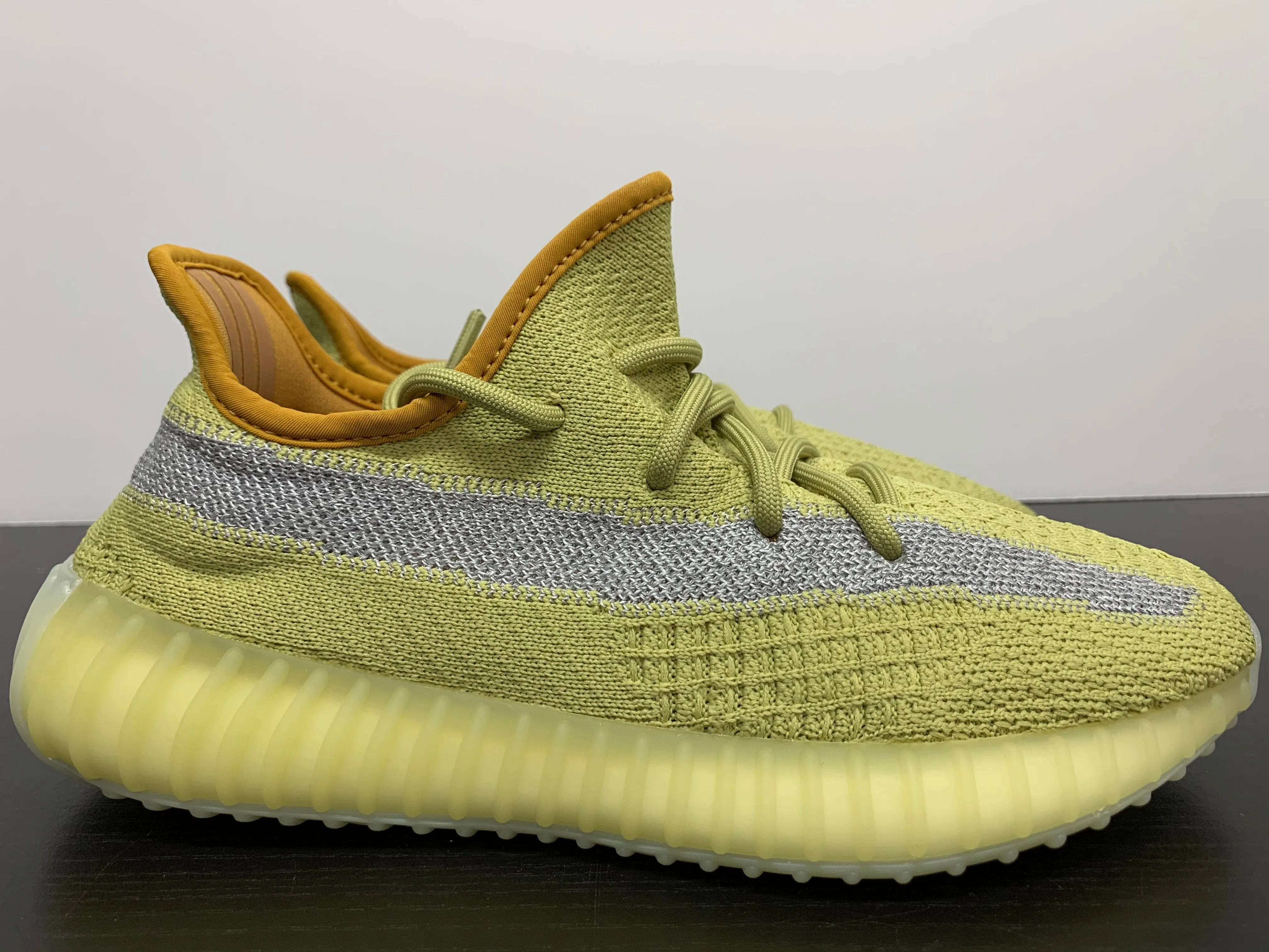 Adidas Yeezy Boost 350 V2 Marsh