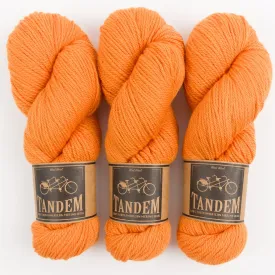 BILLOWING BRAID SOCKS - TANGERINE