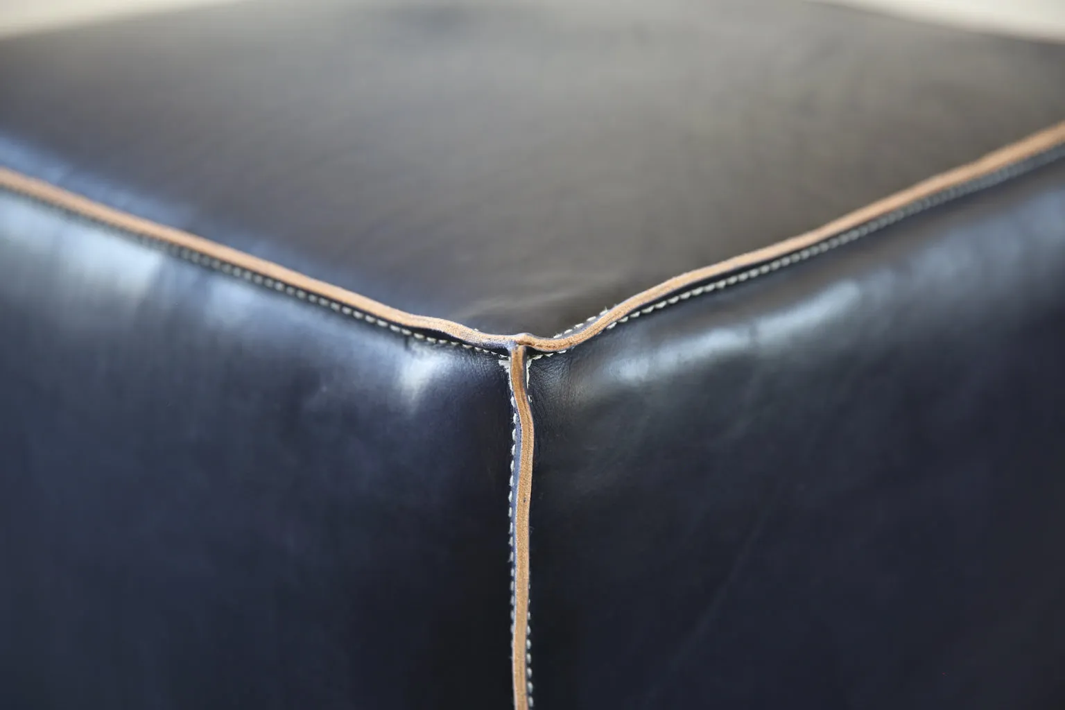 Saddle Leather Pouf