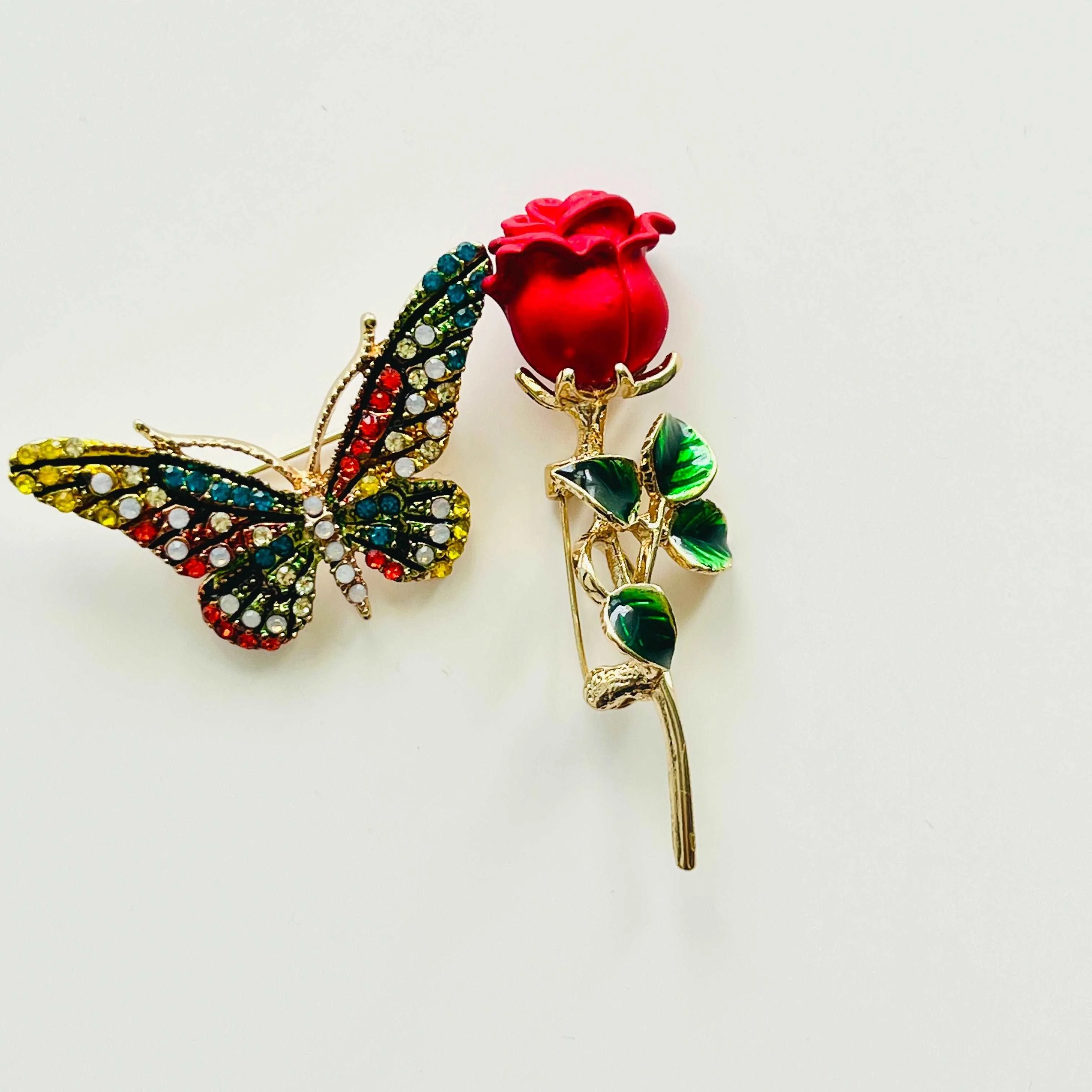 Shinning Rhinestones Butterfly Brooch